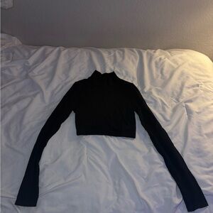 Garage Black Long Sleeve Cropped Women's Top